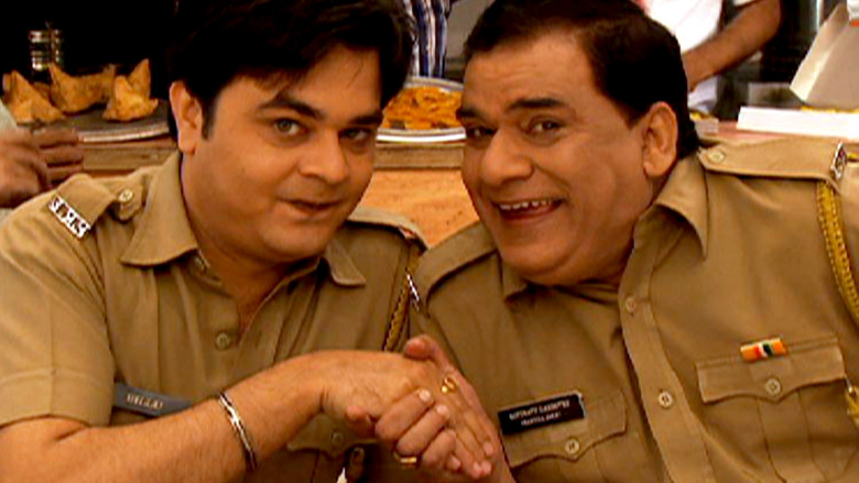 Still image for F.I.R. season 1 episode 1111: Billu and Gopi Find a Brilliant Writer