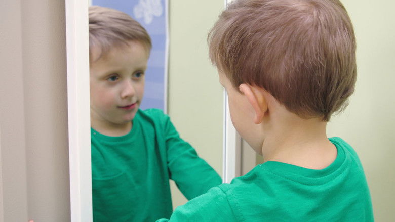 Still image for Pablo season 1 episode 9: Mirror Boy