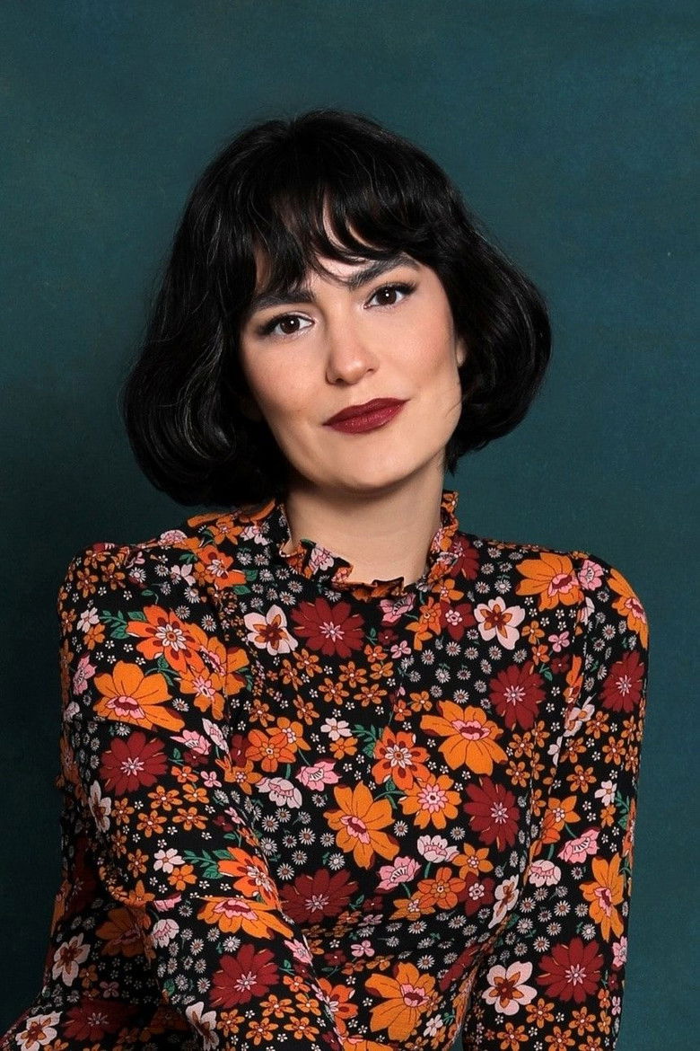 Alyssa Fox portrait image