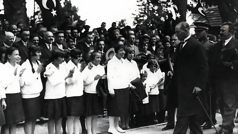 Gallery image from y9RmBrWuWKqVFMi0mmidMTYEuco.jpg