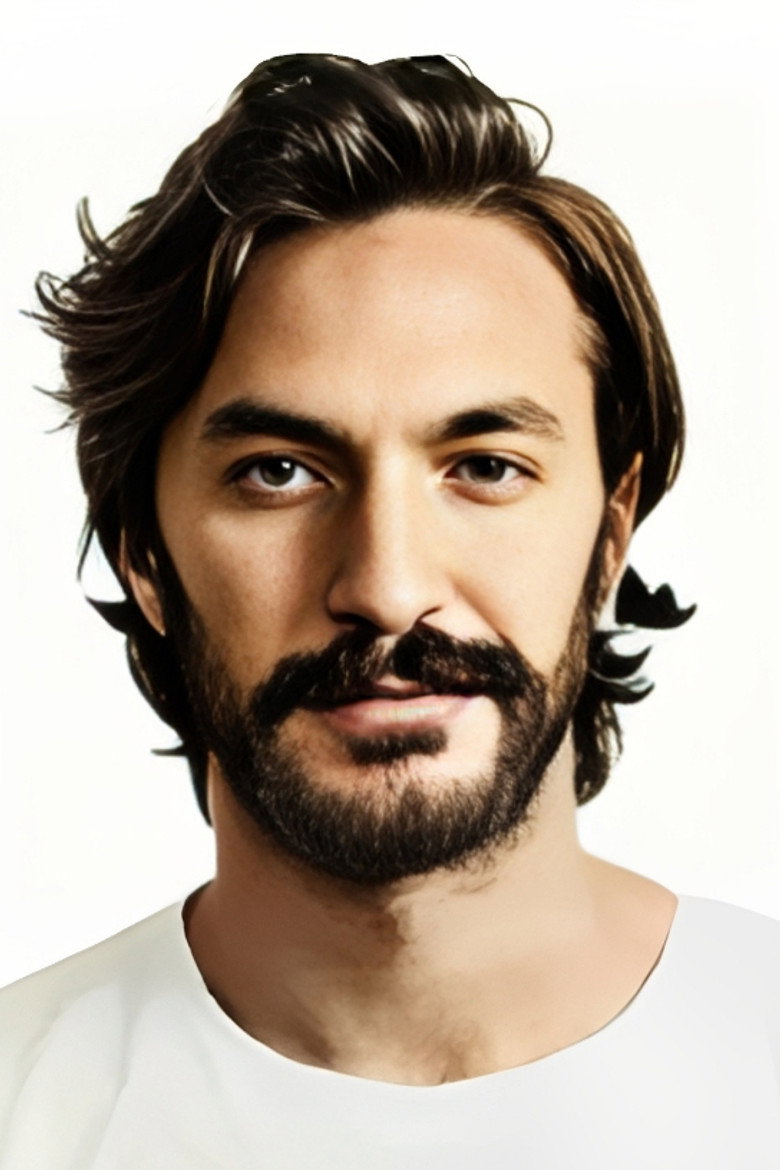 Sarp Can Köroğlu photo