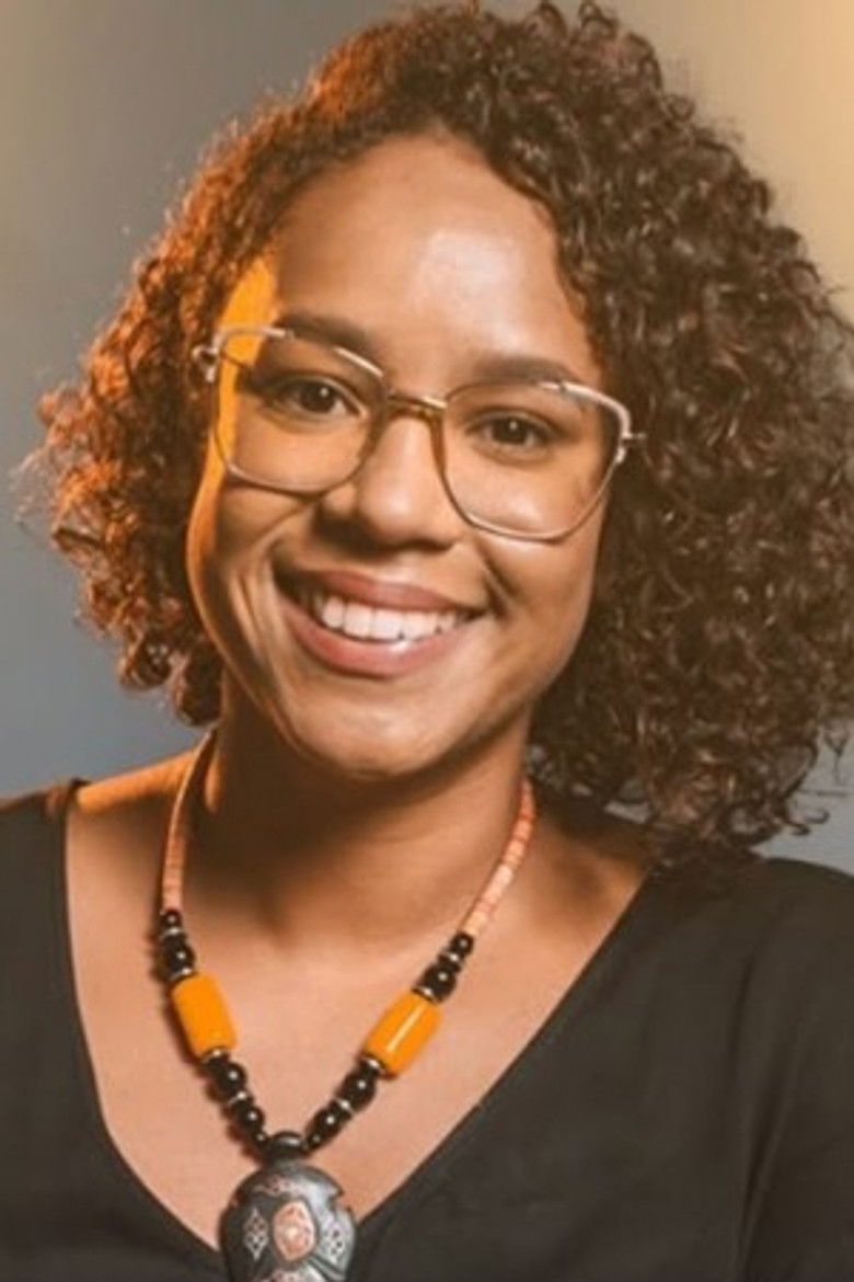 Larissa Fernandes portrait image