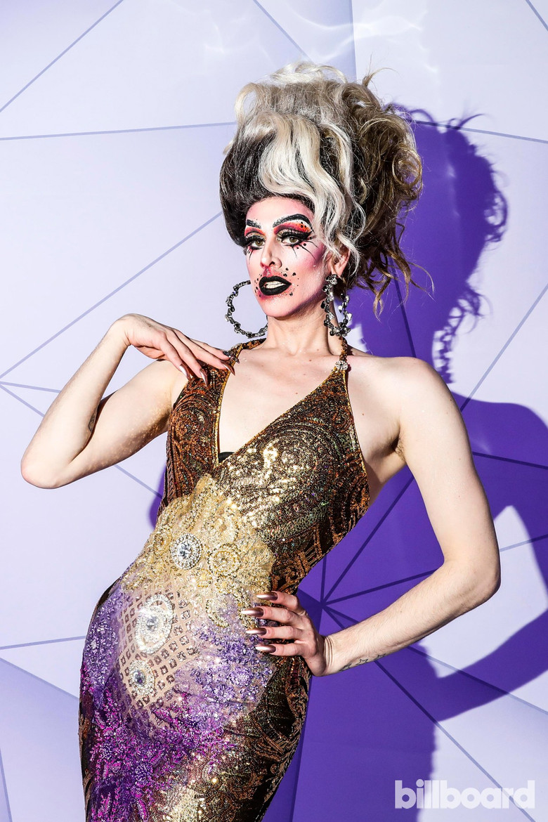 Dusty Ray Bottoms