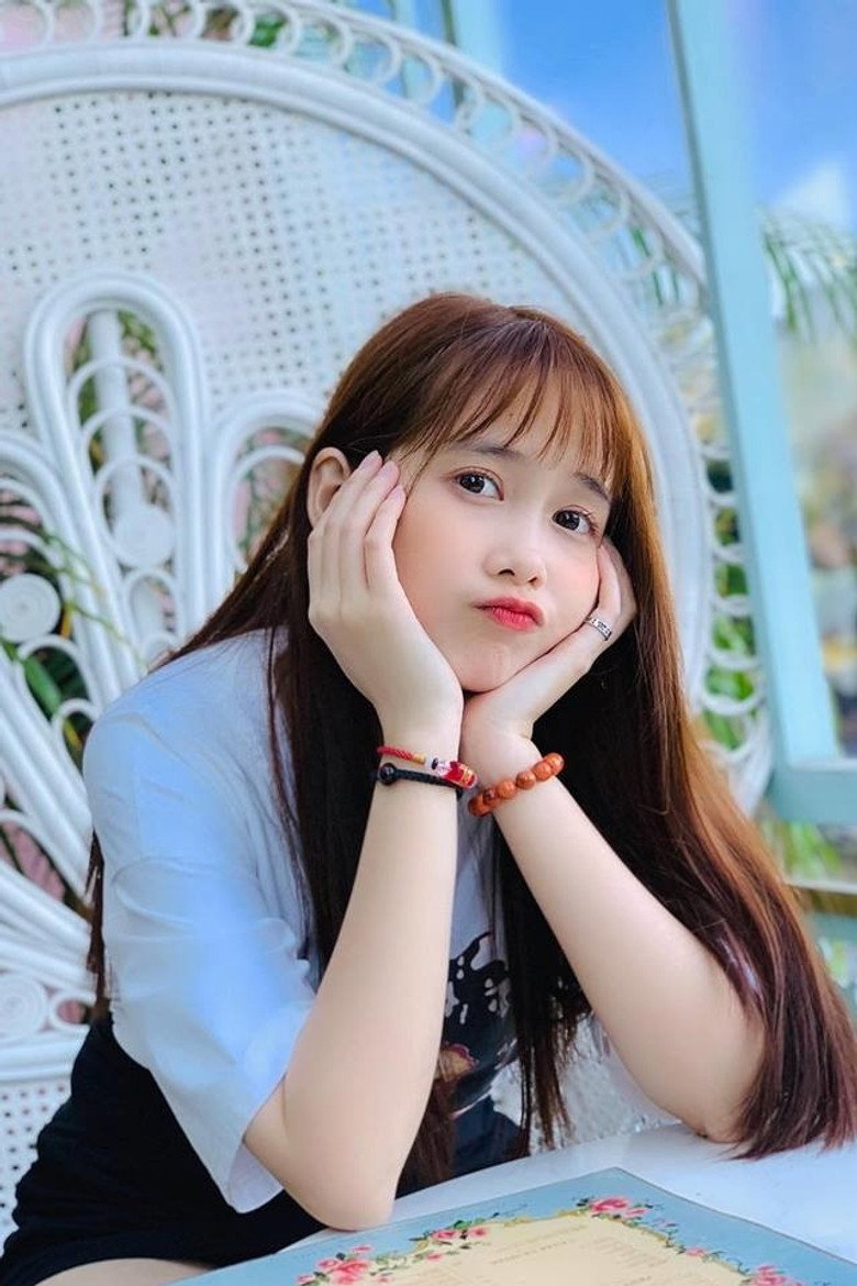 Mai Quỳnh Anh portrait