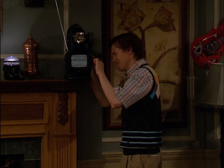 Still from Drake & Josh - Season 4 Episode 8