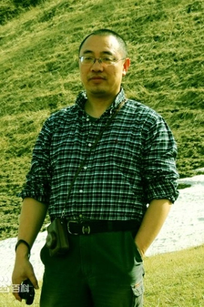 Dan Huang portrait image