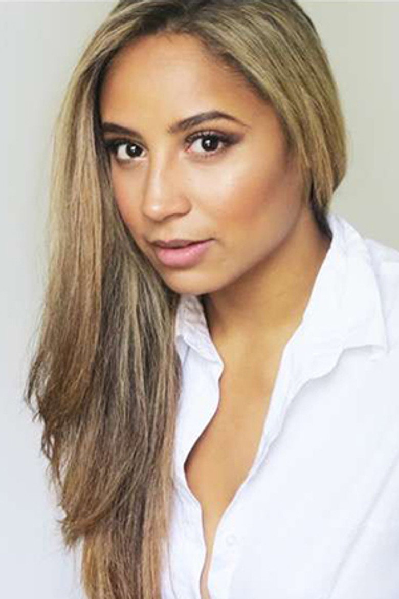 Sheena Gaze-Deslandes portrait