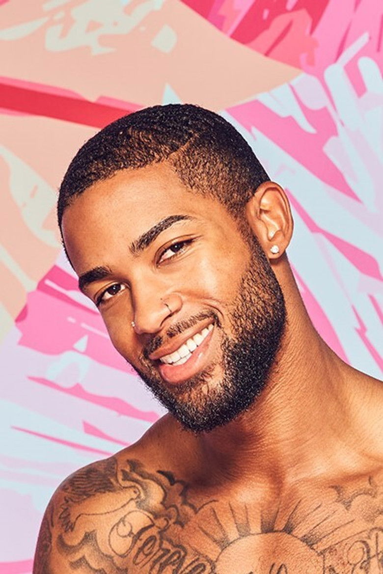 Charlie Lynch portrait image