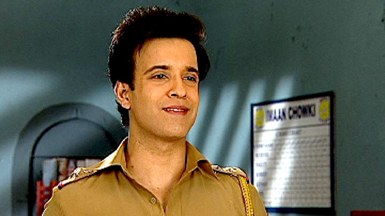 Still image for F.I.R. season 1 episode 636: Jhingur Jhakad’s Obituary