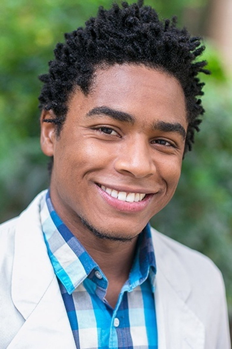 Sidney Santiago photo 3