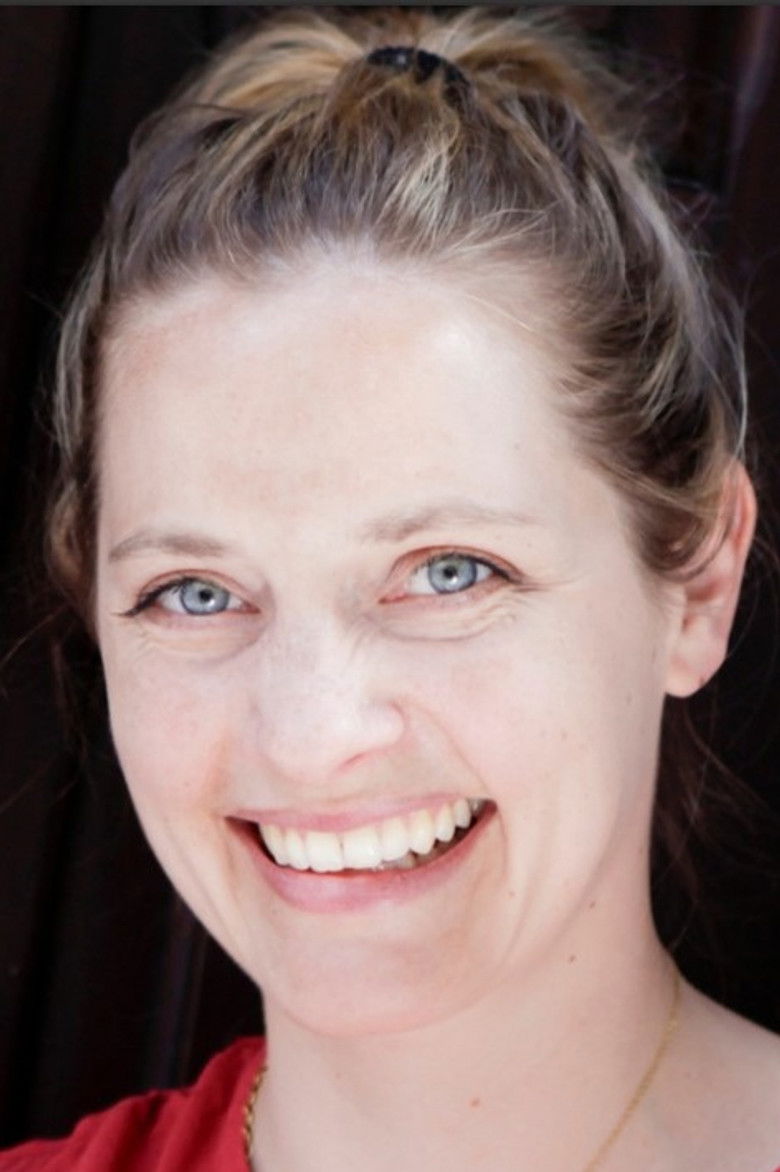 Jennifer Ewert portrait image