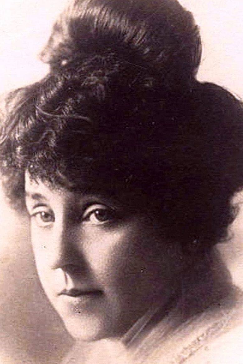 Queenie Vassar photo 2