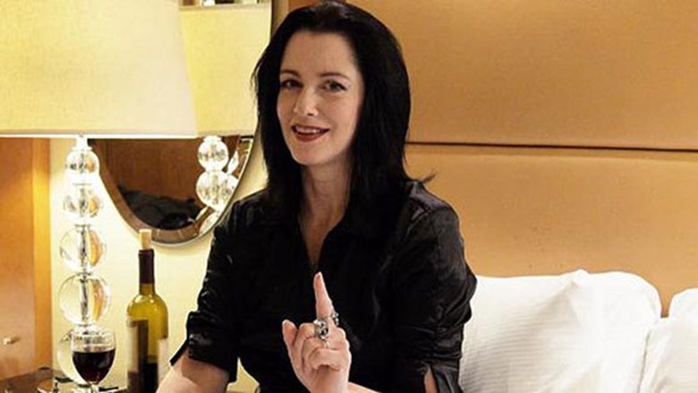 Scream Queens: Horror Heroines Exposed main backdrop