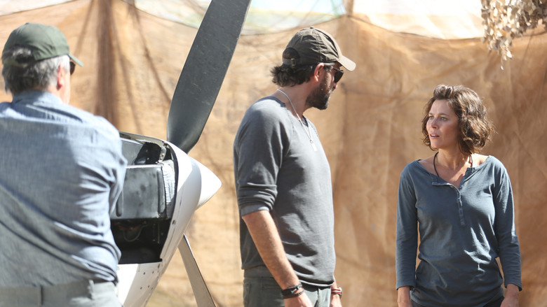 Still from American Odyssey - ซีซัน 1 ตอน 12