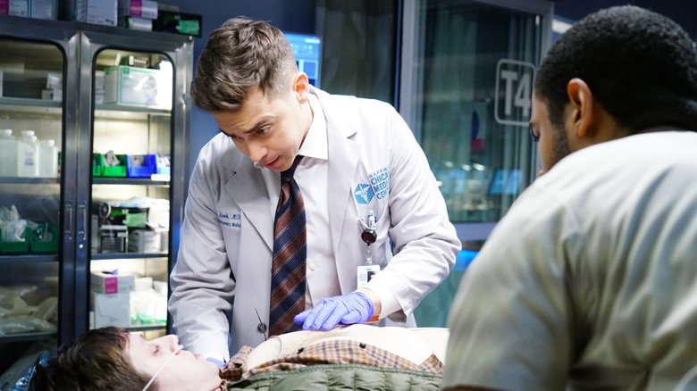 Chicago Med Season 5 ทีมแพทย์ยื้อมัจจุราช ปี 5 ตอนที่ 20 พากย์ไทย - โอ