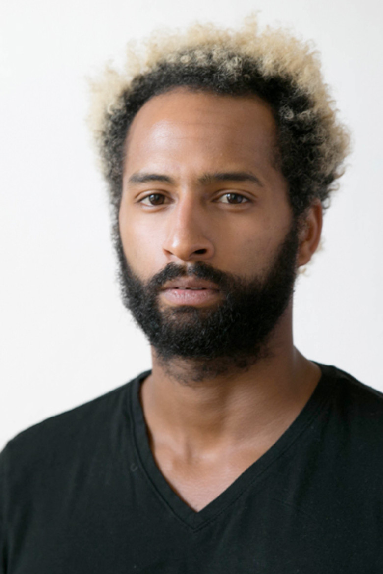 Jonathan Gomis portrait image