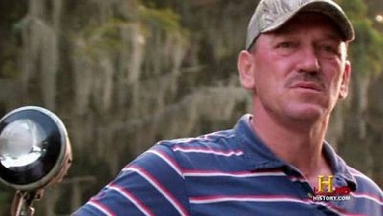 Still image for Swamp People season 1 episode 1: Big Head Bites It
