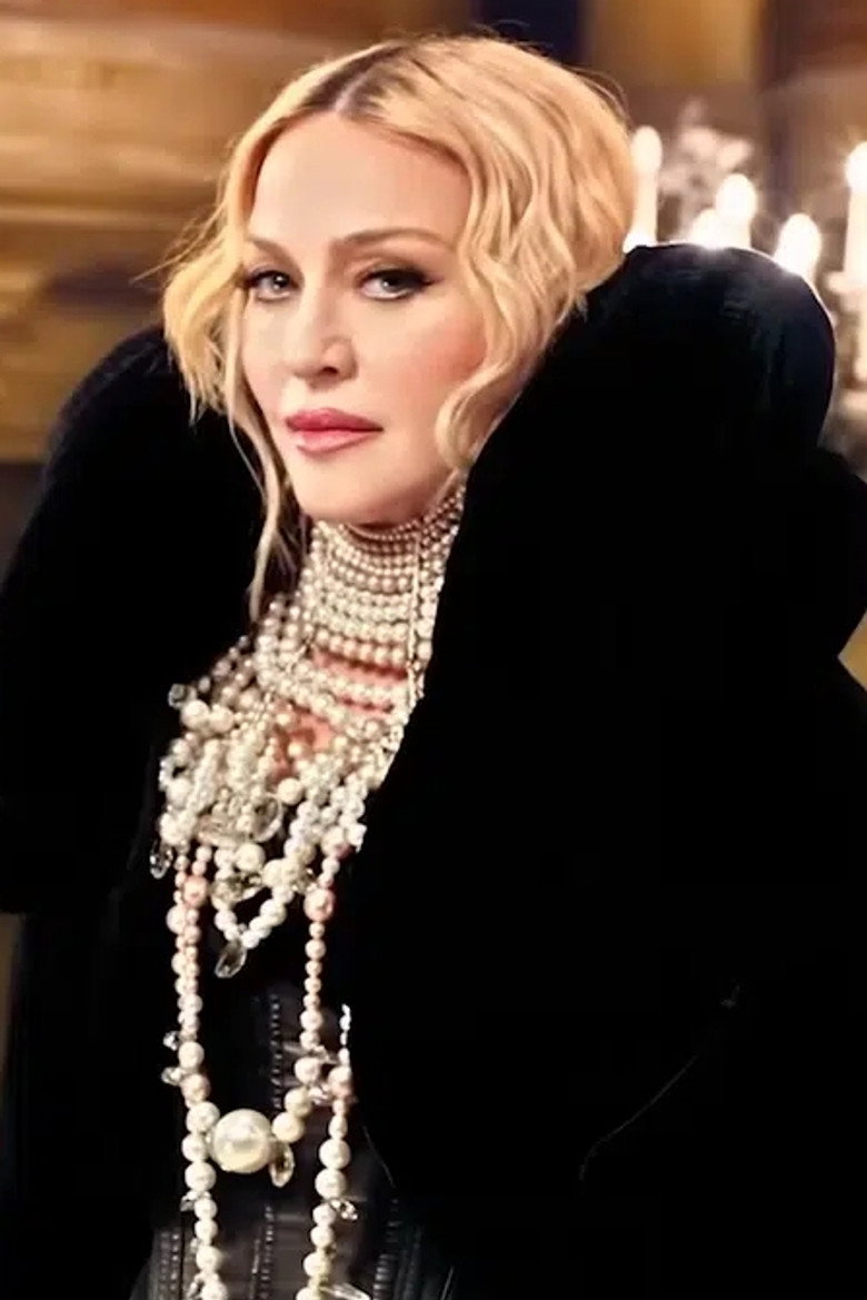 Madonna photo 8