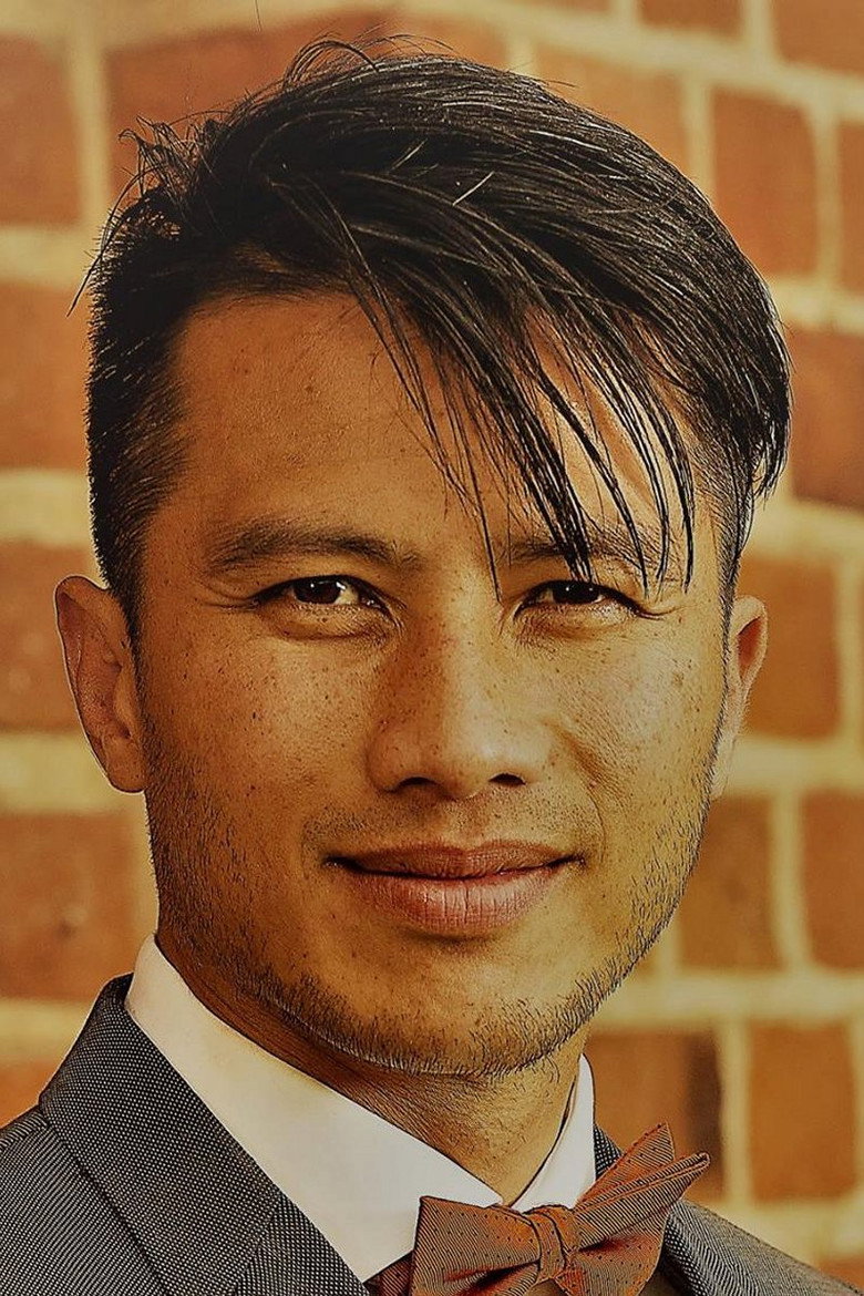 Tim Thanomrat portrait