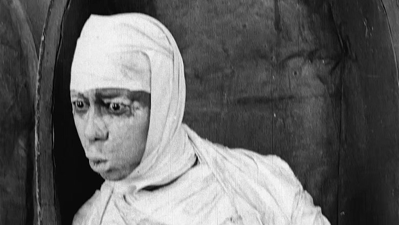 Mercy, the Mummy Mumbled (1918)