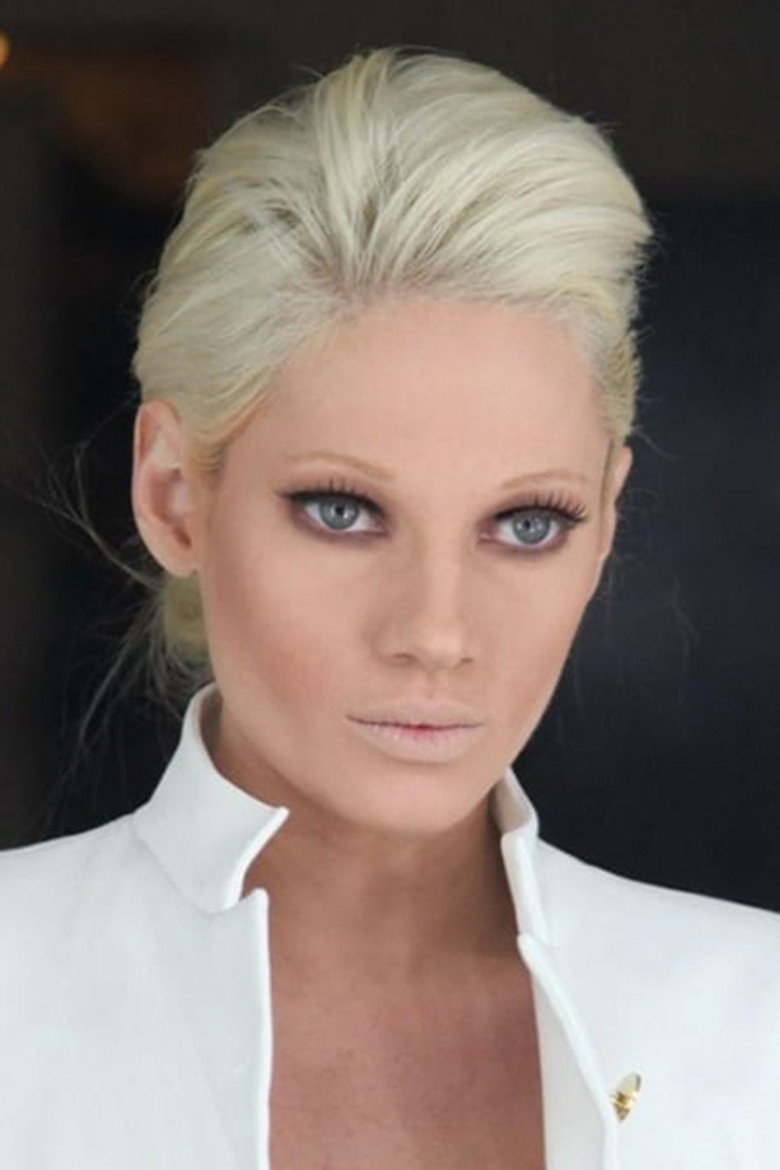 Julia Alexandratou photo 3