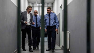 Still image for Osadzone blok F season 1 episode 13: Episode 13 Still image for Osadzone blok F season 1 episode 13: Episode 13