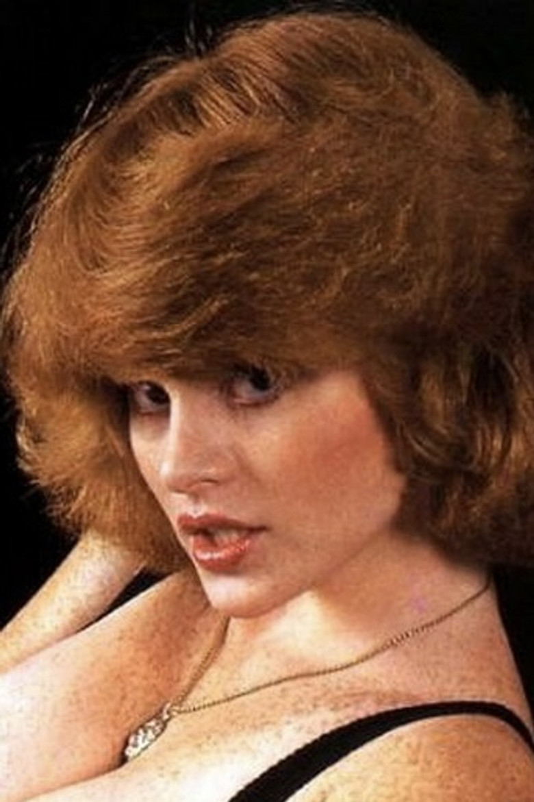 Lisa De Leeuw photo 2