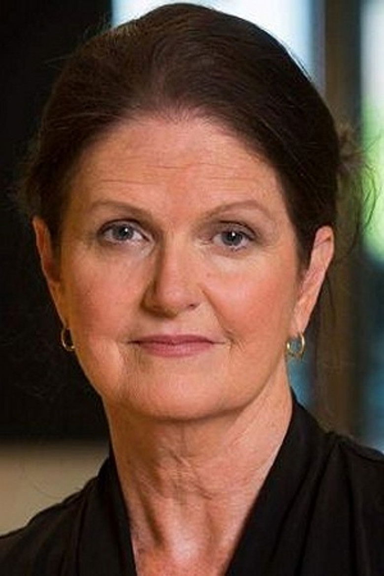 Cassandra Goldie portrait image