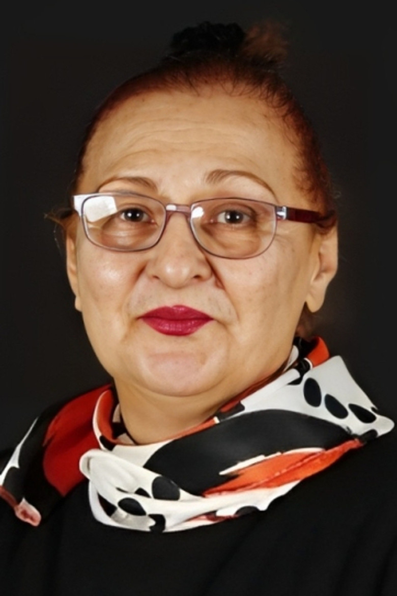 Emel İpek portrait image