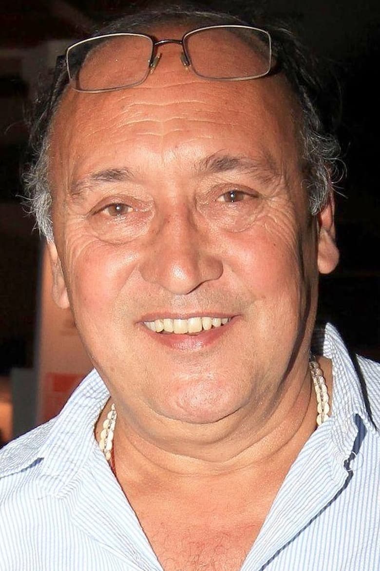 Victor Banerjee headshot