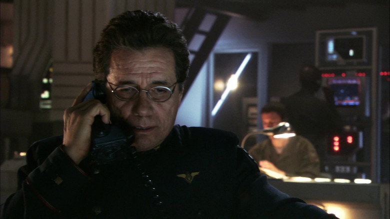 Battlestar Galactica Saison 1 Streaming