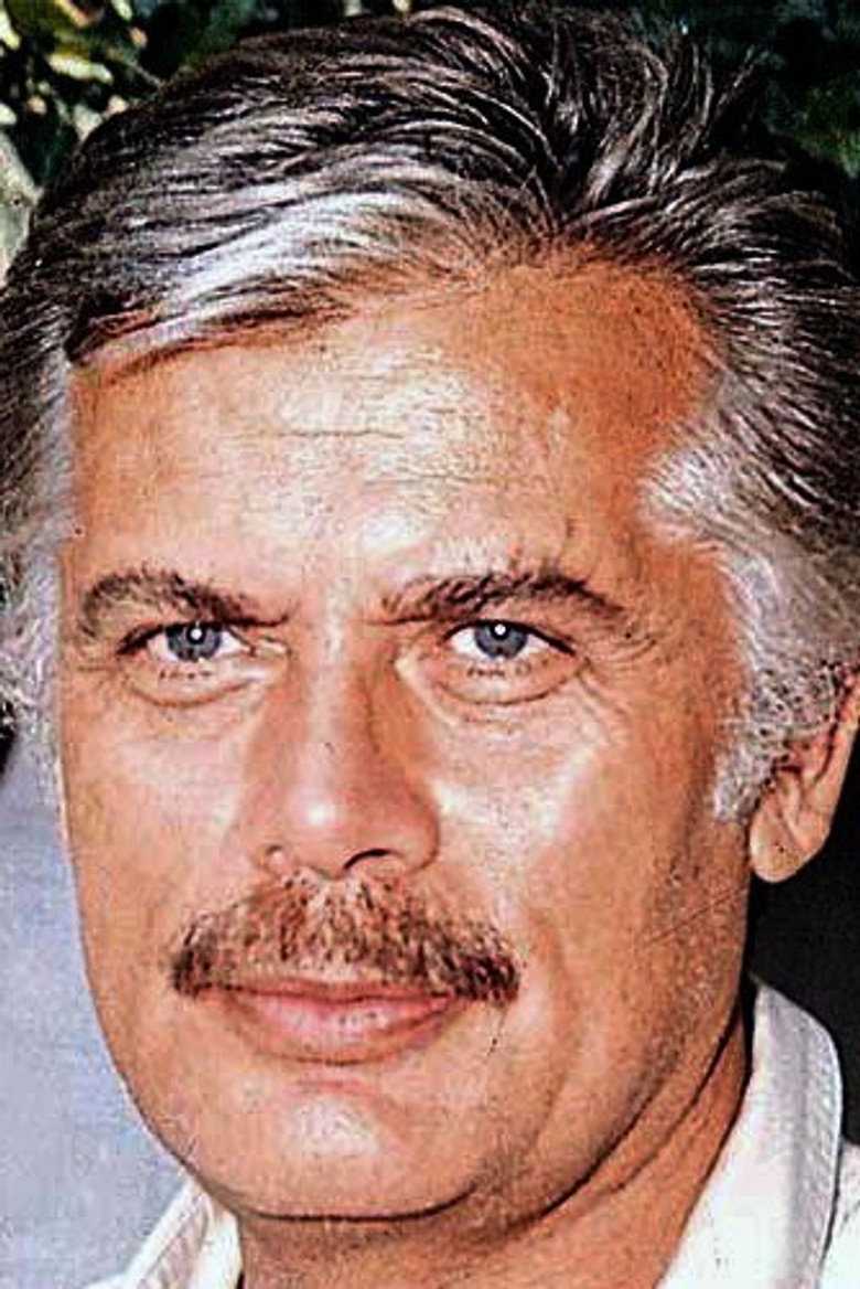 Tamer Yiğit photo 6