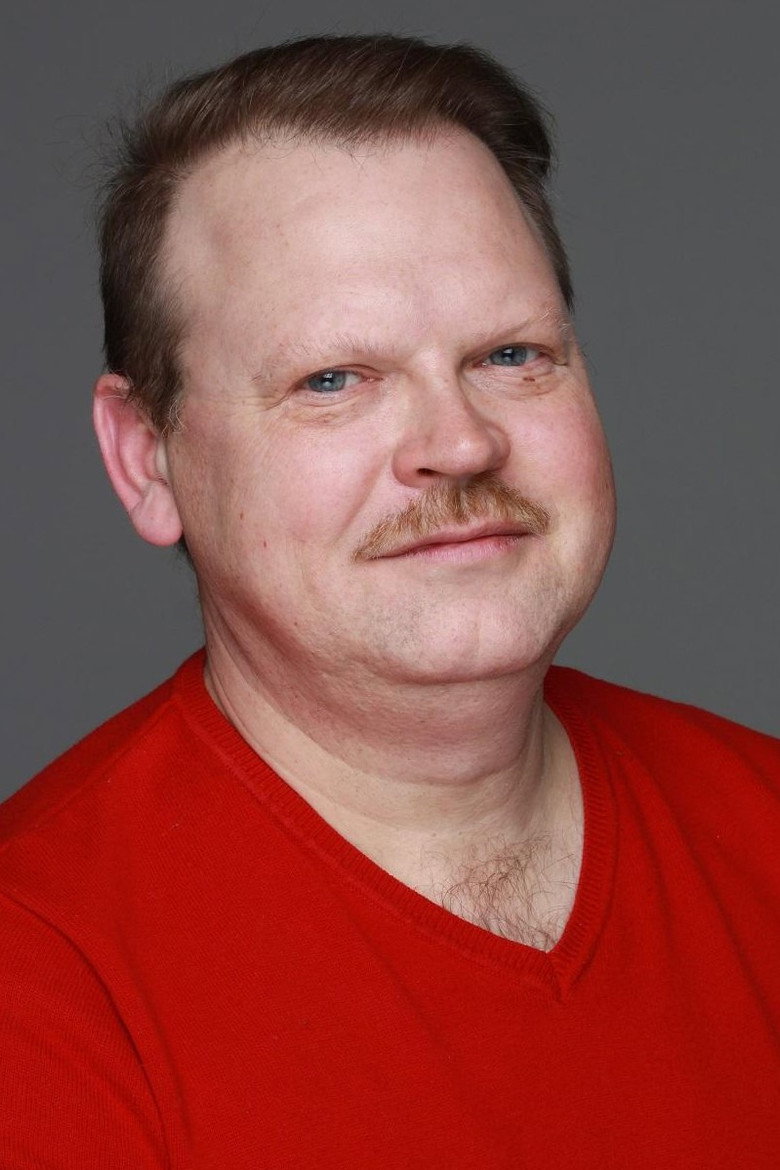 Евгений Гусев portrait