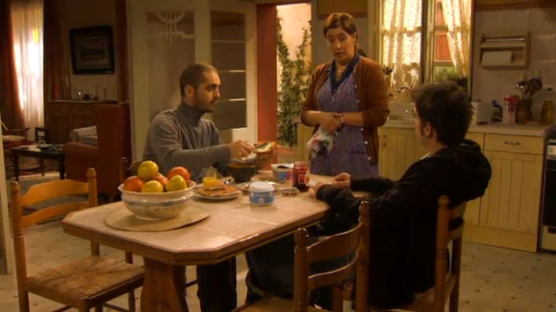 Still image for Padre Casares season 1 episode 1: O milagre de Santo Antonio de Louredo