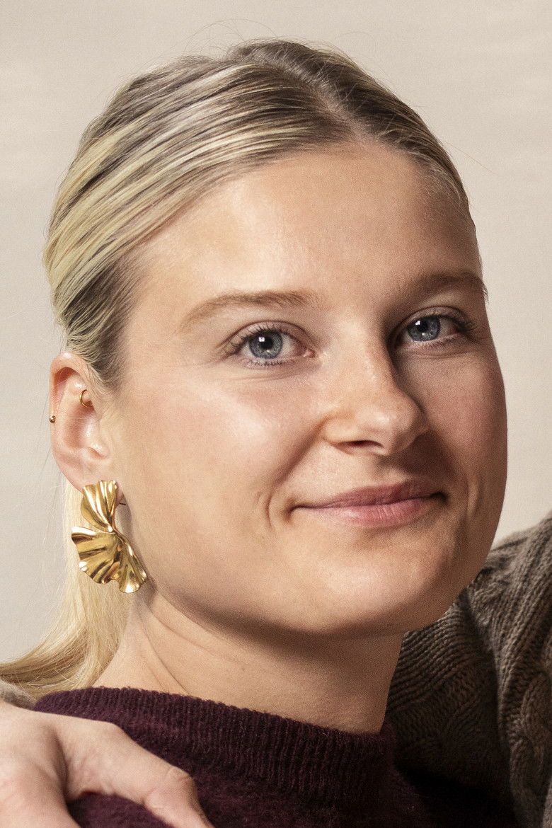 Charlotte portrait image