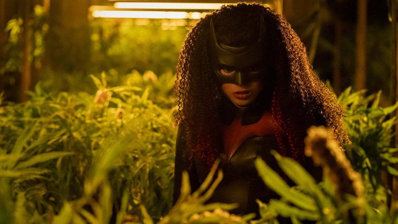 Still from Batwoman - Season 3 Episode 1