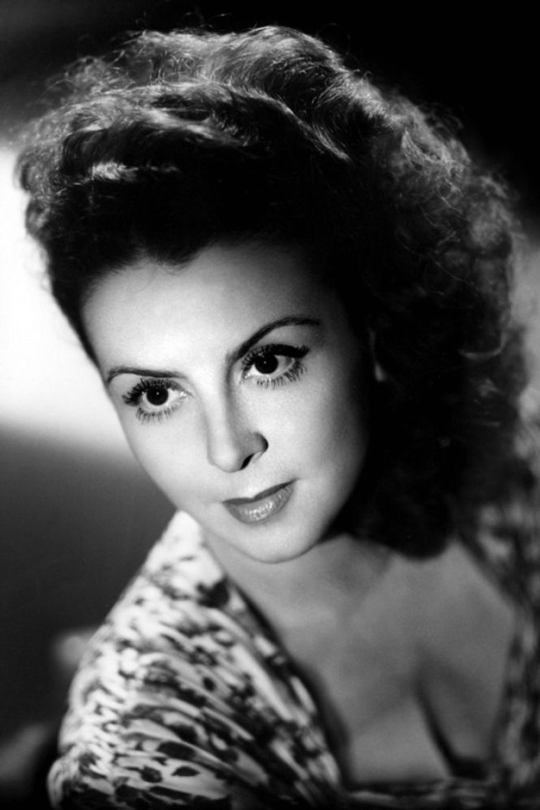 Renée Saint-Cyr photo 3