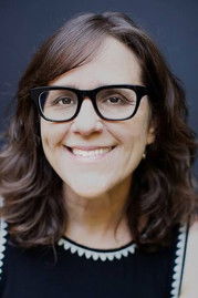 Rebecca Sonnenshine portrait image