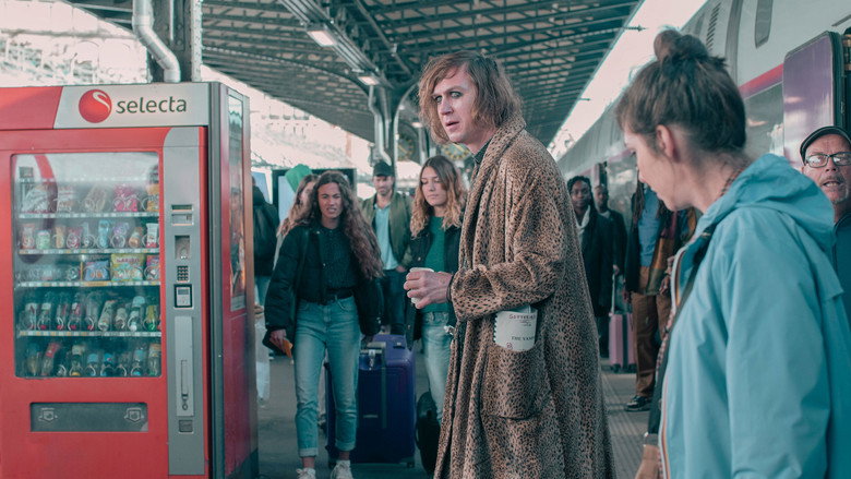 Still from Irma Vep - Season 1 Episode 2