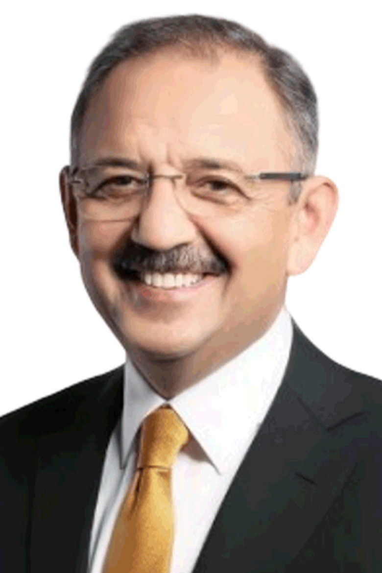 Mehmet Özhaseki portrait image