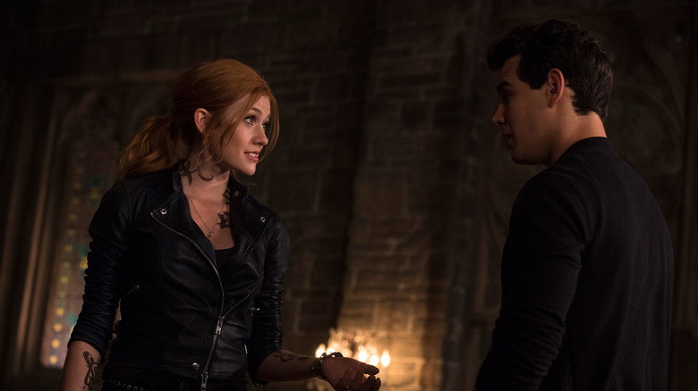 Still from Shadowhunters - Season 3 Episode 21