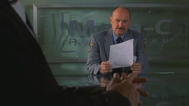 Still from Roswell - Season 3 Episode 2