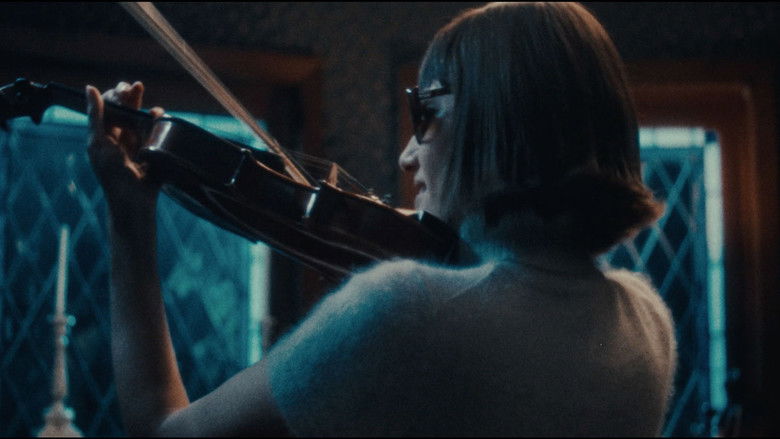 Image d'arrière-plan 1 du film The Seeing Eye Dog Who Saw Too Much