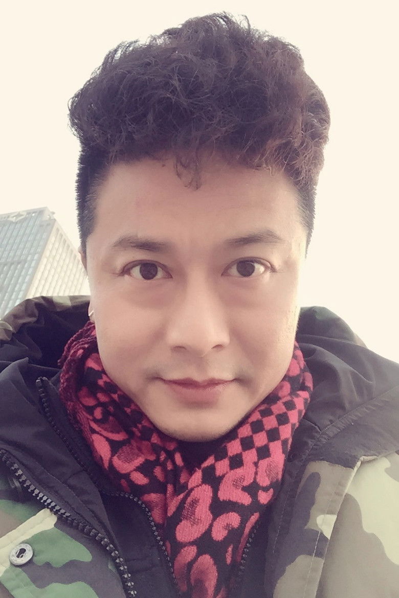 Fan Ou portrait image