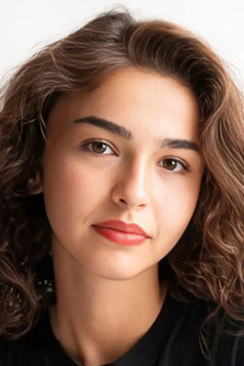 Yağmur Atmaca portrait image