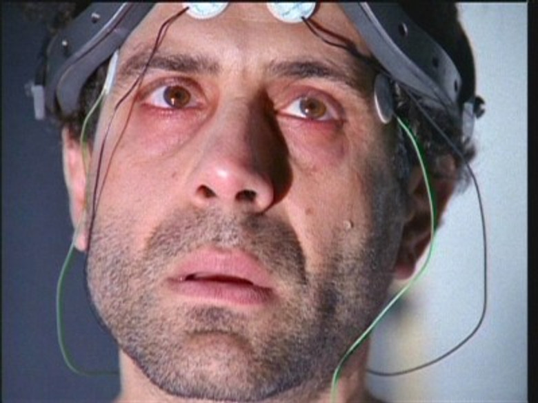 The X-Files S02E23 — Soft Light episode still