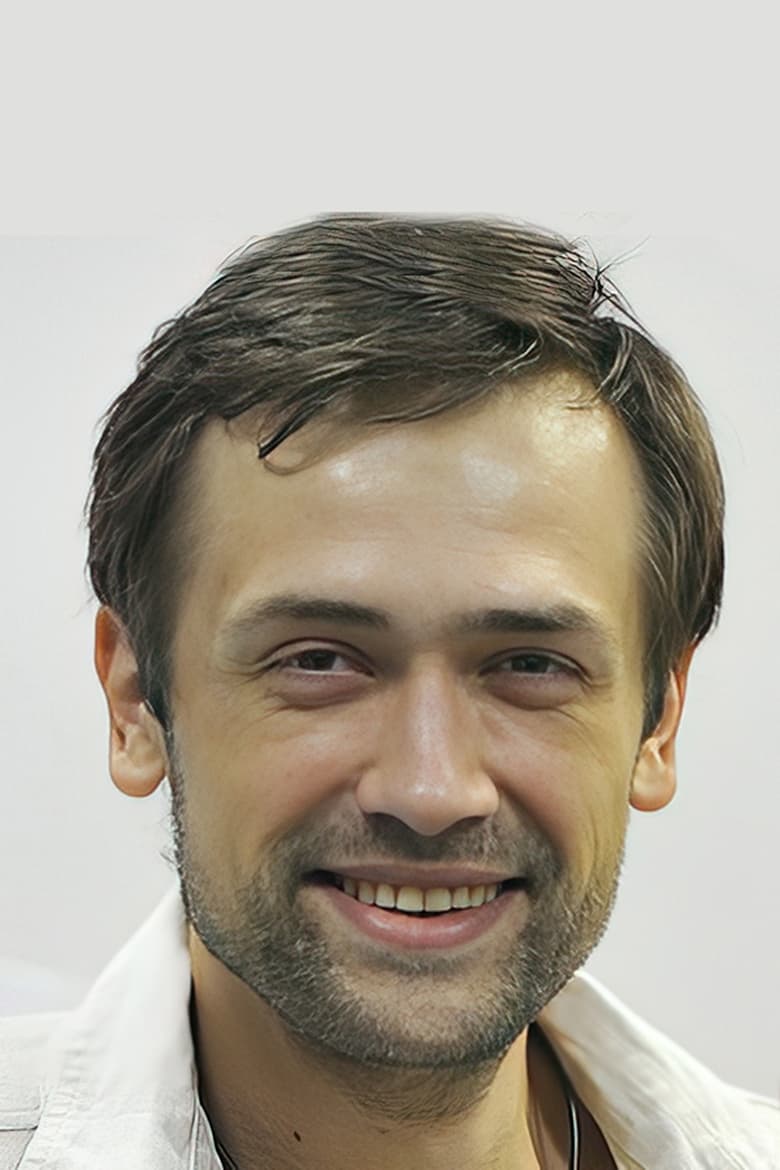 Anatoliy Pashinin headshot
