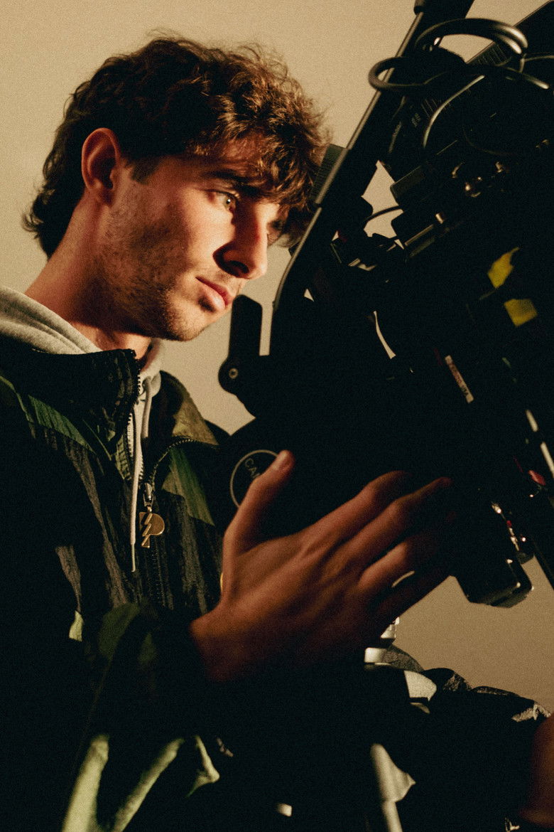 Andrés Burgos portrait image