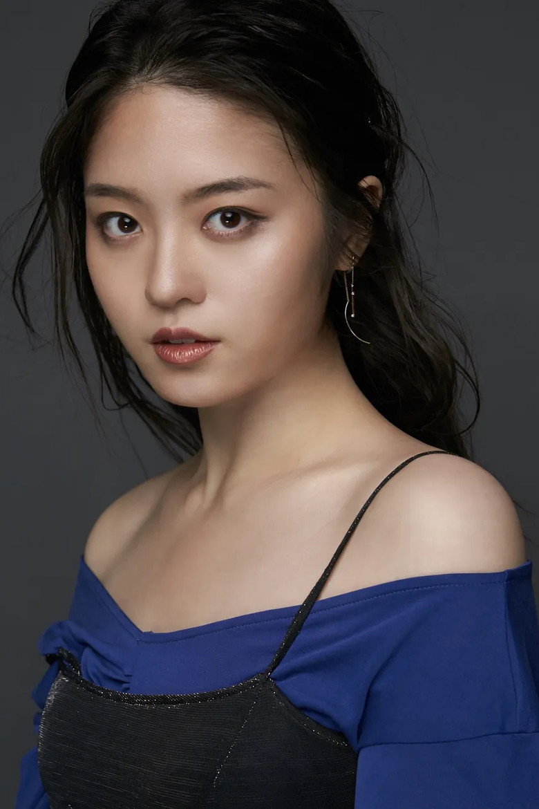 Luna Fujimoto photo 2