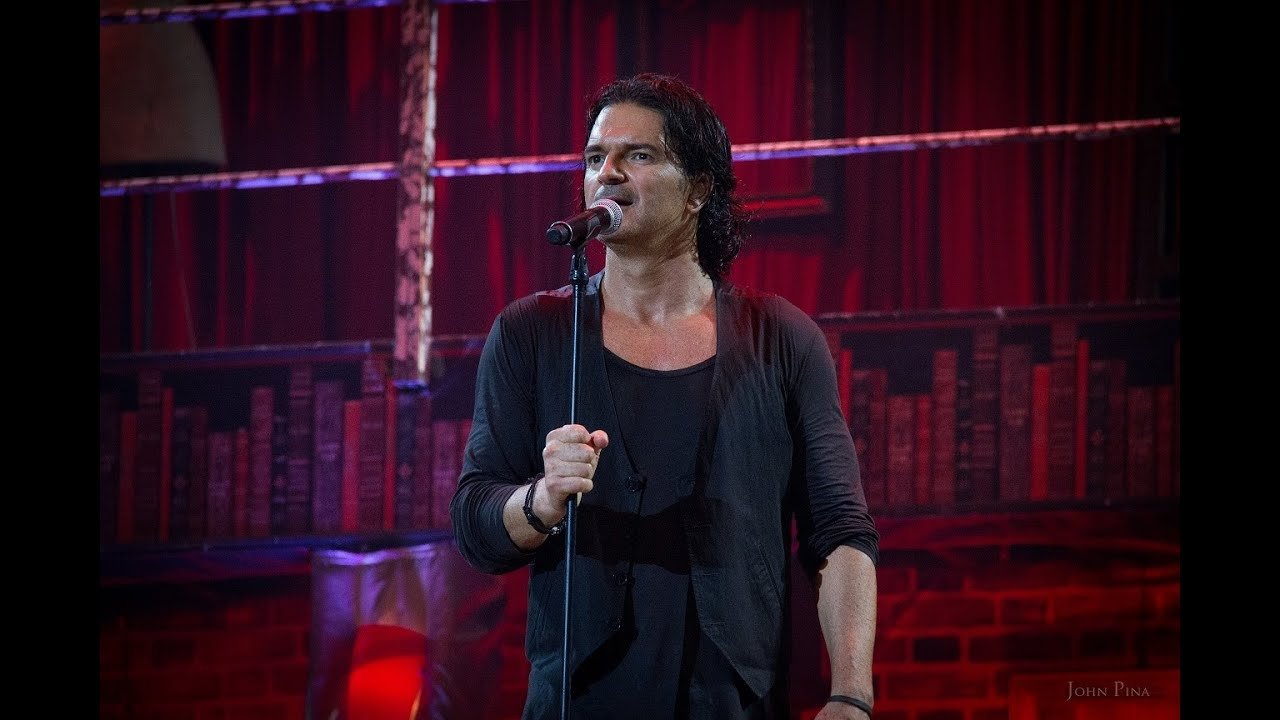 Arjona Metamorfosis en Vivo poster